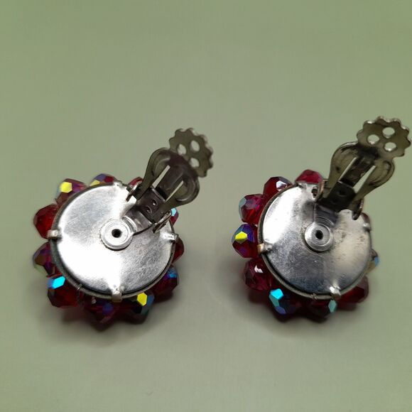 Vintage Red Aurora Borealis AB Cluster Clip On Earrings, 1950s, 1 Inch - Picture 7 of 10
